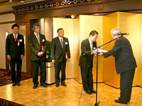 東洋ゴム、戸建住宅等用免震ゴムが免震構造協会賞で受賞 画像