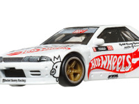 ド迫力ワイドに仕上がった、ホットウィールリバリーのR32GT-Rパンデムが爆誕！大人もサンタさんにお願いだ 画像