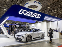 新技術A.S.T.！？スポーツからラグジュアリーまでレイズ2025最新ホイール一斉展示…東京オートサロン2025 画像