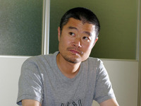 【カーナビガイド ’09 開発者インタビュー】「小型軽量・シンプルUIというnuviの個性を明確に」…GARMIN nuvi205 画像