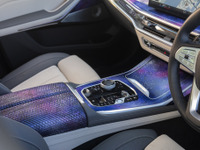 「星雲の煌めき」BMWと日本の名匠プロジェクト、最新モデルは『X7 錦ラウンジ』 画像