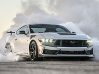 「世界最強のマッスルカー」マスタング スーパーベノム発表、850馬力と「ベノムエアロ」で武装 画像
