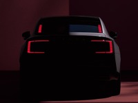 ボルボの新型EV『ES90』は10分の充電で300km走れる、800Vテクノロジー搭載 画像