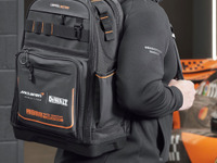 マクラーレンF1とプロ向けツールブランドDEWALT、バックパックと角型バッグを限定発売 画像