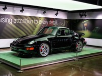 ポルシェ、希少車を集めた特別展「The Why?」開催、米PEC 10周年で 画像