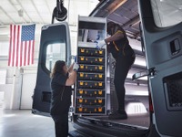 メルセデスベンツ、商用車のカスタマイズ手続きを効率化…米ディーラーで注文可能に 画像