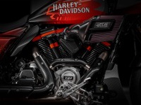 「腰抜かした」「全てが化け物」史上最強のハーレー『CVO Road Glide RR』登場にSNSは興奮の渦 画像