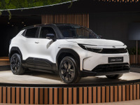 トヨタのBセグ電動SUV『アーバンクルーザー』、今秋欧州発売へ…航続400km 画像