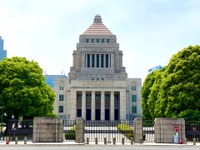 石破内閣の支持率急落、“自滅”の「10万円」商品券配布［新聞ウォッチ］ 画像