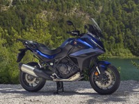 ホンダのスポーツツアラー、『NT1100』に2025年モデル…5月米国発売へ 画像