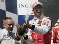 ハミルトン「信じられない気持ち」…ハンガリーGP 画像