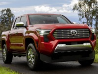 米への輸入車25％追加関税、トヨタは販売価格を当面維持、フェラーリは10%引き上げへ［新聞ウォッチ］ 画像