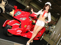 【東京スペシャルインポートカーショー09】コンパニオン写真蔵 ククーッ 画像