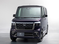 ホンダ『N-BOX』一部改良、「カスタム」にLEDフォグ採用 画像