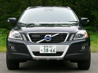 【ボルボ XC60 発売】写真蔵…伝統のVシェイプラインを強調 画像