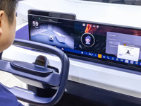 車内で世界初の「虹彩・顔認証」を実現、FORVIAとスマートアイが開発 画像