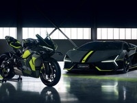「仮面ライダーが乗りそう」ドゥカティ＆ランボルギーニが放つモンスターマシンにSNS熱狂！ 画像