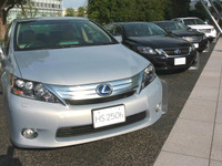 【株価】平均株価は小幅の上げ、自動車株は全面安 画像