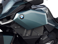 「変形ロボじゃん」可変カウル装備の新型BMW『R 1300 RT』にファン驚愕 画像