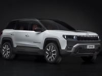 ジープ『コンパス』新型発表、初のEVは航続最大650kmを可能に 画像
