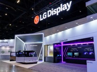 LG、未来の車載ディスプレイを披露、57インチP2Pパネルやスライド式OLED 画像