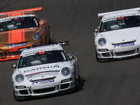 ポルシェ カレラカップ ジャパン 第7戦…トップ争いでクラッシュ発生 画像