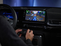 BMW「OS9」がアップグレード、「アレクサ」やZOOMが利用可能に 画像