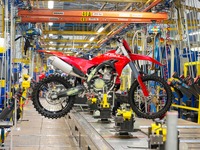 ドゥカティ史上初！モトクロス専用車『Desmo450 MX』が誕生 画像