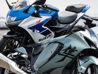 バイク選びはスペックでも価格でもない…『ジクサーSF250』と『ハヤブサ』、両極端な2台が教えてくれたこと 画像