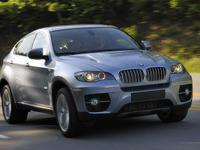BMW X6 にハイブリッド 画像
