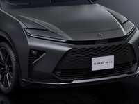 トヨタ『クラウン エステート』にマット塗装の「THE CROWN」限定車が登場、価格は890万円 画像