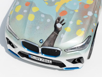 BMWの水素燃料電池車『iX5』、アートカーに変身…スイス「アート・バーゼル」で発表 画像