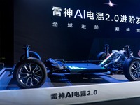 中国吉利、「雷神AI」搭載ハイブリッドで燃費「40.2km/リットル」実現 画像
