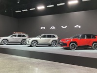 どれを選ぶ？ トヨタ RAV4 新型は3仕様を展開…CORE・ADVENTURE・GRスポーツ 画像
