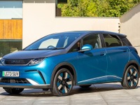 BYD、EV『ドルフィン』で英国初のV2G実用化…自宅充電が無料に 画像