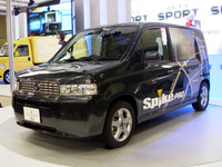 【東京ショー2002速報】乗用車を商用に使うとカッコいい---ホンダ『スパイク・プロ』 画像