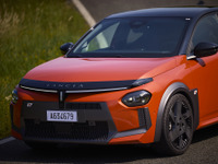 新型ランチア『イプシロンHF』発表、280馬力EVで0-100km/hは加速5.6秒 画像