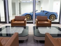 高級車専用の屋内駐車場「コーンズ・リザーブ」、大阪南港に10月オープン 画像