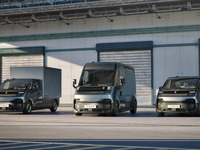 ルノーとボルボの合弁「フレクシス」、電動商用車のエンブレム発表 画像
