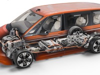 VWのミニバン『マルチバン』とキャンパー『カリフォルニア』、PHEV用4WDシステムを新開発 画像