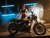 ロイヤルエンフィールドの新型『ハンター350』に「さらに楽しくなりそう」「新車価格値下げしてて草」など注目集まる 画像