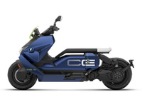 BMWの電動スクーター『CE 04』、3つの新デザインバリエーション発表 画像
