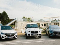 メルセデスベンツ、独リゾート島に夏季限定の電動車体験拠点…新型CLAやGクラスEVに試乗可能 画像