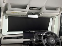 引っ張るだけでサンシェード、3代目『N-BOX』の人気純正アクセが2代目用にも登場! 画像