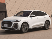アウディ『Q5』新型、東京銀座と日本橋で先行展示開始 画像