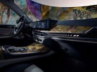 BMW『X7』日本専用カスタムオーダーサービス開始、車両本体プラス550万円　世界初の2トーンボディ塗装も 画像