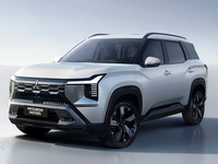 三菱、3列シートの新型SUV『デスティネーター』世界初公開へ 画像