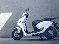 ホンダ電動二輪車で火災3件、使用停止を…バッテリー不具合で1万9279台をリコール 画像