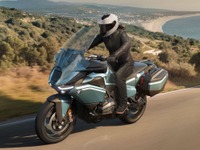 BMW『R 1300 RT』発売に「理想のツアラー」「これこそまさにBMW」とSNSで反響 画像