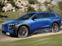 スバル、新型EV『E-アウトバック』発表、ソルテラよりも大型の“冒険SUV” 画像
